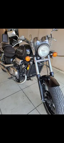 Honda magna 750