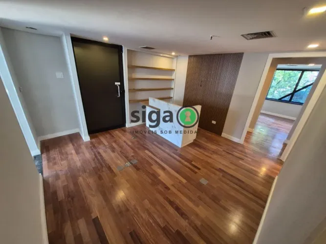 Sala / Conjunto Comercial a venda ou locação no Itaim Bibi com 142m²