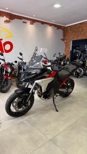 DUCATI MULTISTRADA 1160 V4 RALLY
