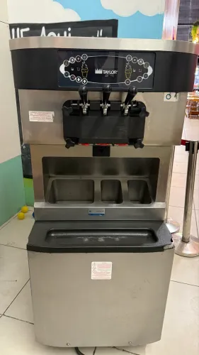 Máquina de Sorvete Taylor C716-33