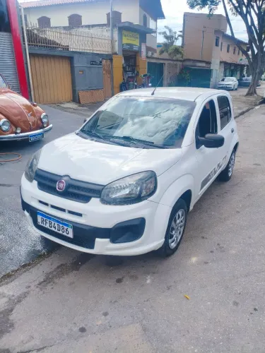 Fiat Uno Attractive 1.0 EVO Fire Flex 8V 5P 2020