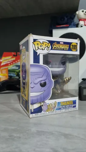 Boneco funko pop thanos vingadores guerra infinita booble head