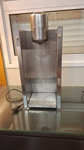 Batedor/triturador de milk-shake profissional
