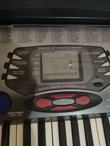 Teclado Cássio cinco oitavas 
