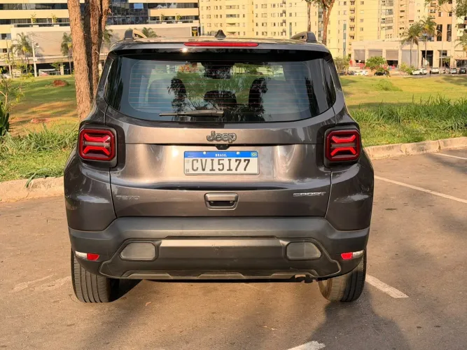 Jeep Renegade Sport T270 1.3 TB 4X2 Flex Aut. 2023