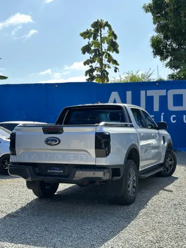 Ford Ranger Black 2.0 4X2 CD TB Diesel Aut. 2025