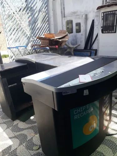 Check-out (caixa para supermercado) informações *