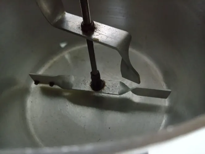 Panela mexedora