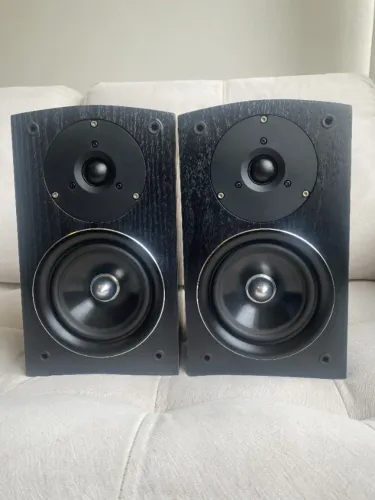 Caixas de som bookshelf Pure Acoustics Proxima 60S