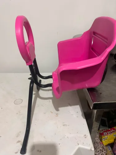 Vendo cadeira de bike semi nova