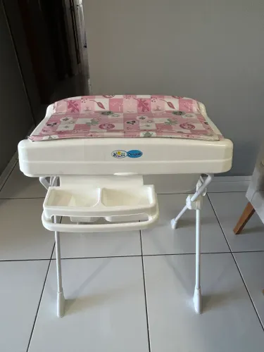 Banheira com Trocador Burigotto - Muito bem conservada!
