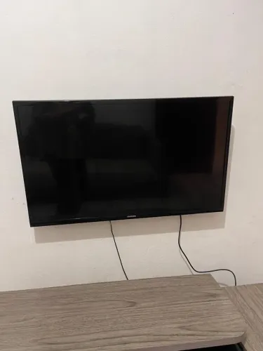 TV SAMSUNG 32? COM DEFEITO