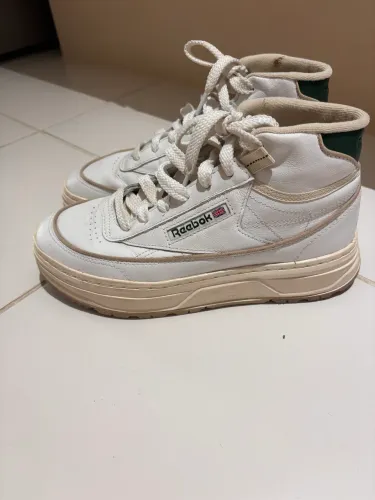 Tênis couro cano longo Reebok