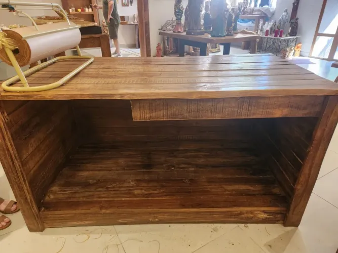 Mesa madeira