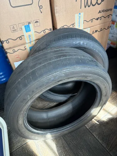 2 Pneus para Cruze Aro 17 225/50 KUMHO- 2 PNEUS