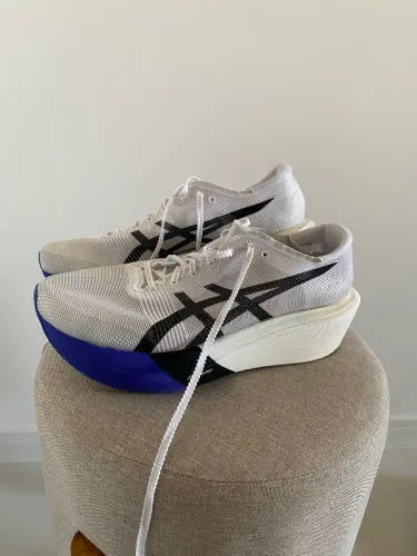 ASICS METASPEED SKY TOKYO