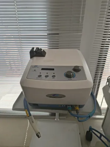 Equipamento Dual Peel - Microdermoabrasão e Microdermoinfusão - Profissional