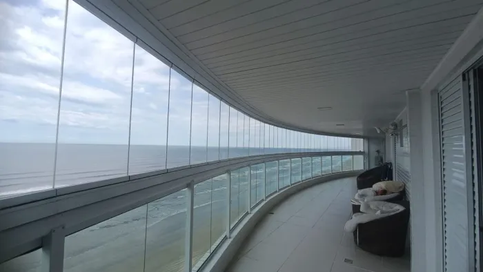 4 DORMITÓRIOS Frente Total ao Mar Alto Padrão Caiçara Praia Grande/SP