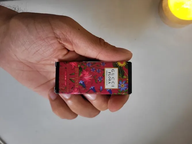 Miniatura Gucci flora intense