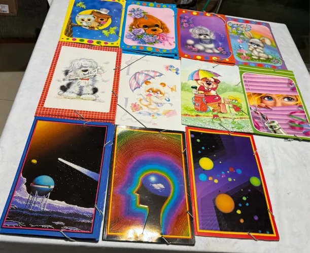 Pastas antigas dos anos 80 ( valor unitário, estampa a escolher)