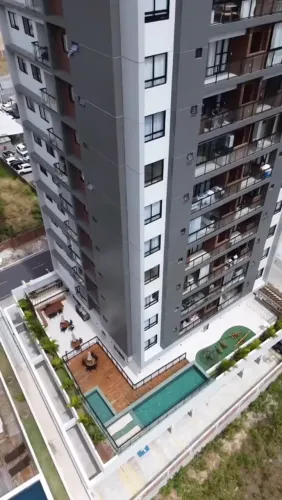 Imóvel para aluguel possui 65 metros quadrados com 2 quartos em Aeroclube - João Pessoa -