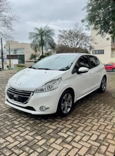 Peugeot 208 Griffe 1.6 Flex 16V 5P Aut. 2015