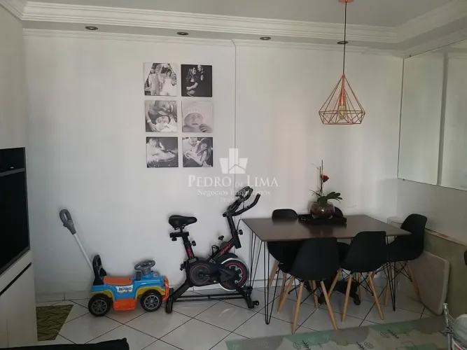 Apartamento no Carrão com 2 quartos, 1vaga, área útil de 57m². Condomínio Isadora.