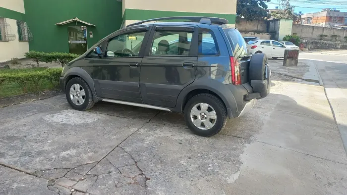 Fiat Idea Adv./ Adv.lock.dualogic 1.8 Flex 5P 2010