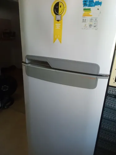 Vendo Geladeira