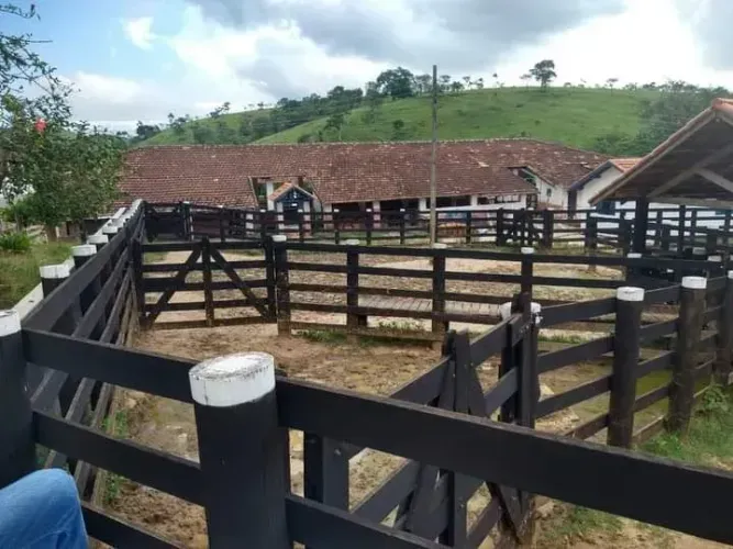 Fazenda à Venda em Caçapava/SP  Excelente Estrutura para Pecuária