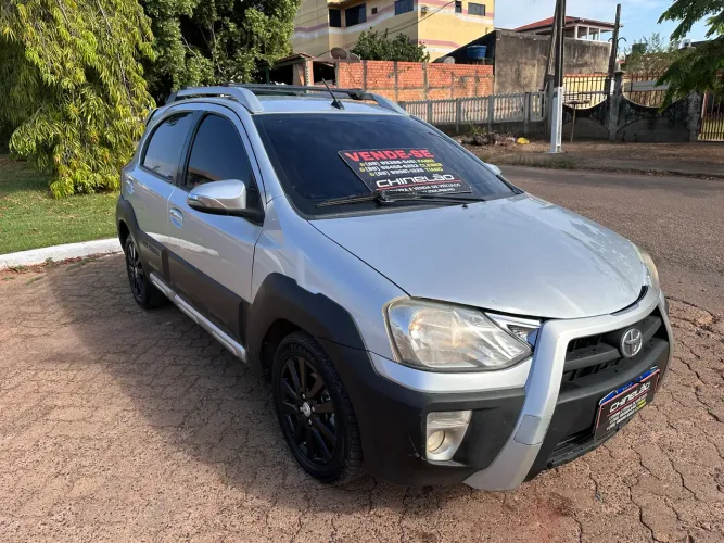 Toyota Etios Cross 1.5 Flex 16V 5P Aut. 2018
