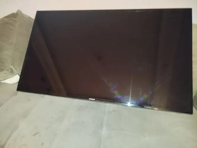Vende-se TV SAMSUNG 46 POLEGADAS 