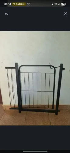 Grade de proteção para cachorros e bebês
