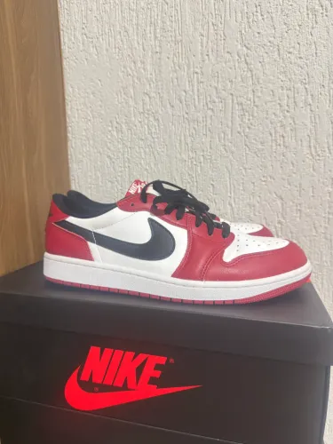 Jordan 1 Low Og Chicago
