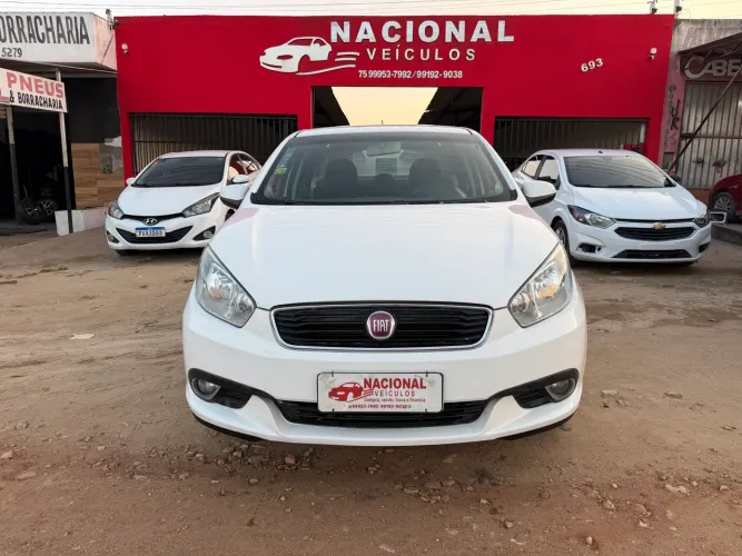 Fiat Grand Siena Attrac. 1.4 EVO F.flex 8V 2017