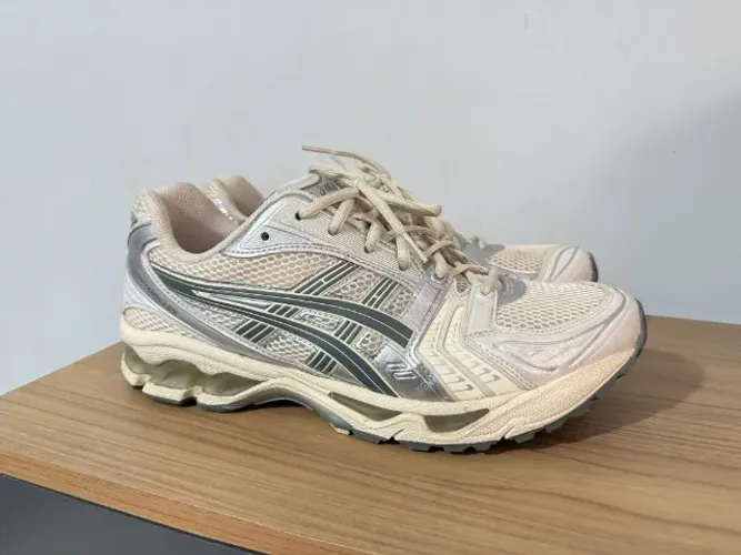 Asics Gel Kayano 14 - Prata/Verde - Tam 43