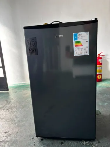 Frigobar Midea 93l Inverter Preto com Porta na Cor Inox Bivolt - 110V | 220V