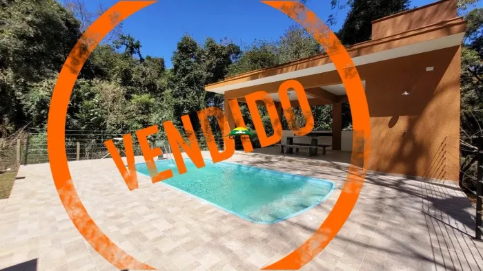 Casa para Venda no Condomínio Recanto da Serra.