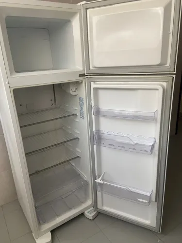 Geladeira Electrolux - Modelo DC35A