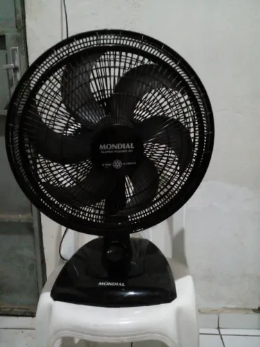 Ventilador de mesa Mondial