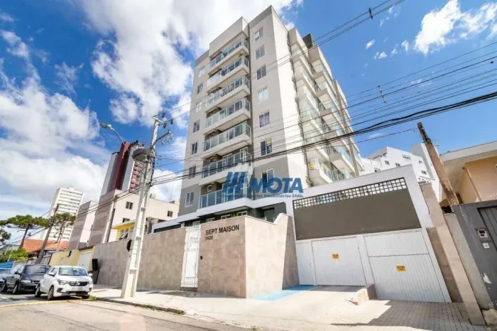 Studio para alugar, 25 m² por R$ 2.118,00/mês - Cristo Rei - Curitiba/PR