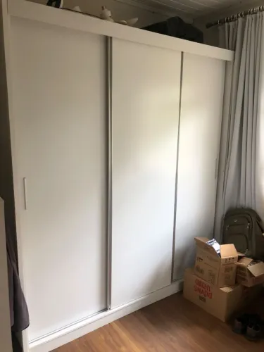 Guarda roupa casal