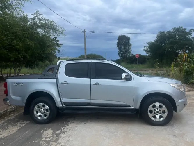 Chevrolet S10 Pick-up LTZ 2.8 TDI 4X4 CD Dies.aut 2013