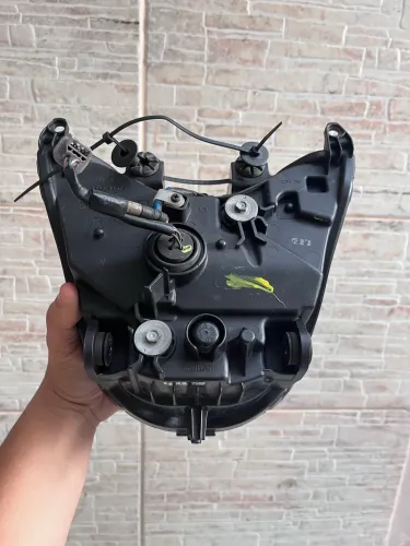 Vendo Farol CB500x/CB500F/XRE300.