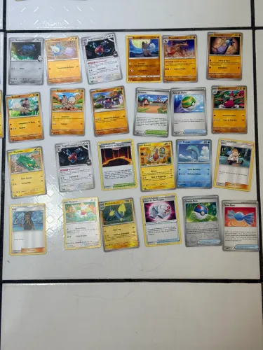 Vende-se Cartinha Pokémon