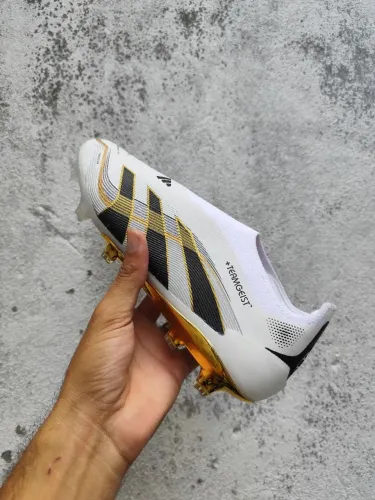 ADIDAS PREDATOR ACCURACY