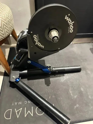 Rolo de treino Smart Interativo Wahoo Kickr V1