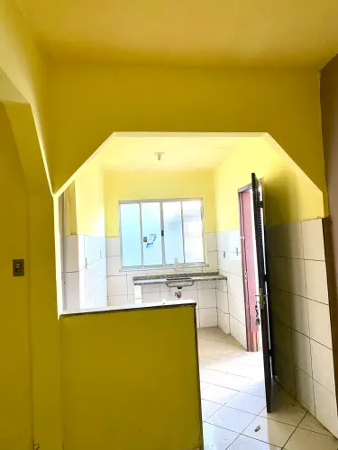 Casa com kit net anexo