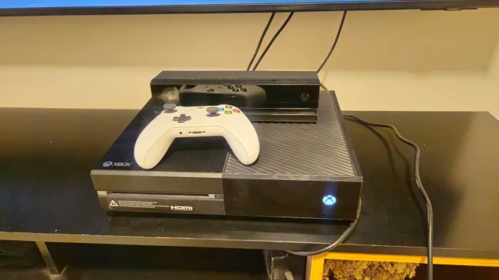 X Box One + Kinect + Jogos 