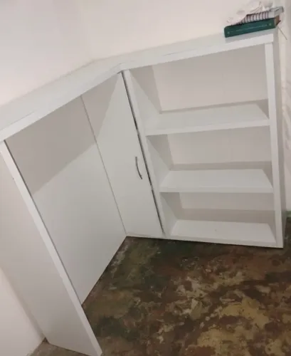 Vendo balcão em L branco